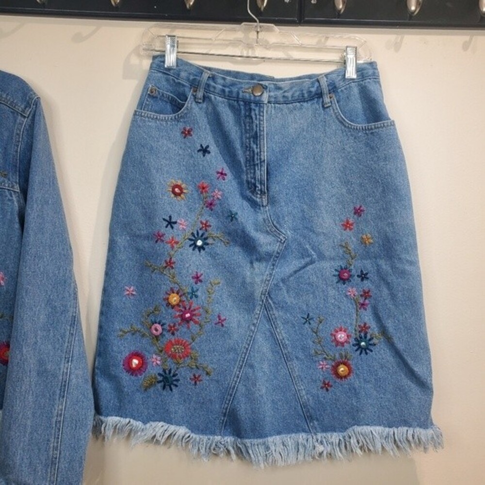 Carol Little denim embroidered floral set - Picture 5 of 9